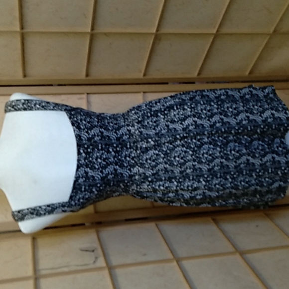 BeBop black floral dress size M - Picture 5 of 11